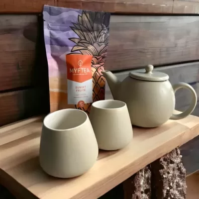 Pack fête des mères composé d'un service à thé beige et son infusion Sunset Fruité